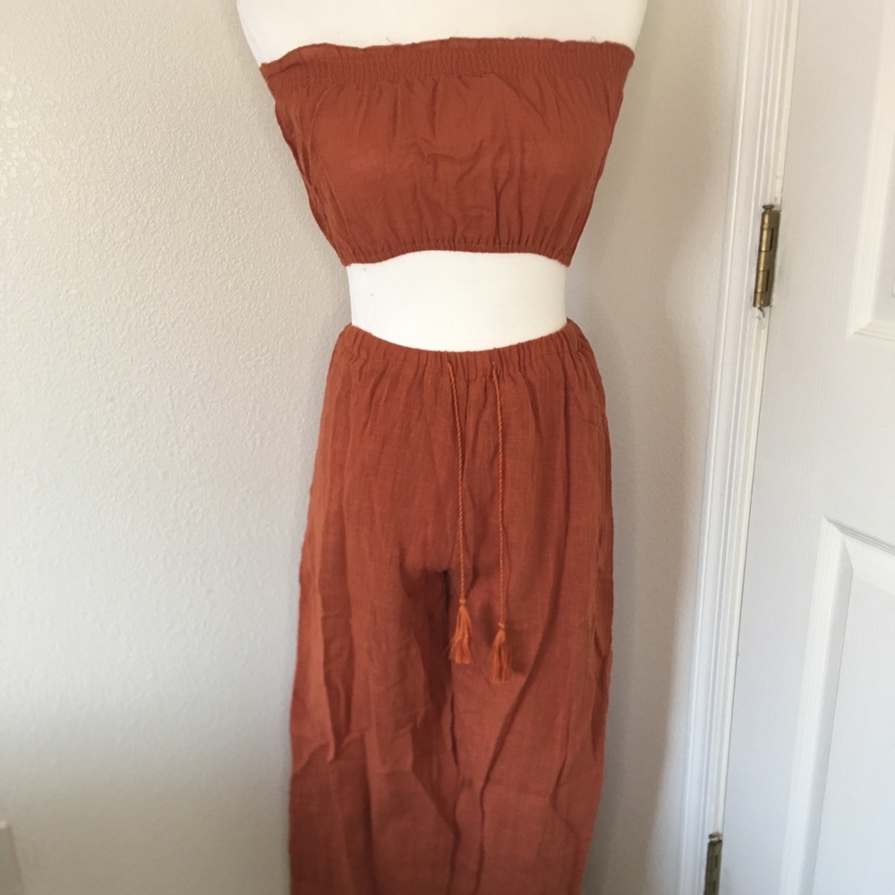 Two piece set - Picture 2 of 4
